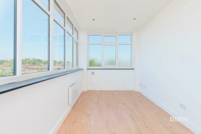 2 Bedroom Apartment To Rent In Forest House, South Woodford, London, E18