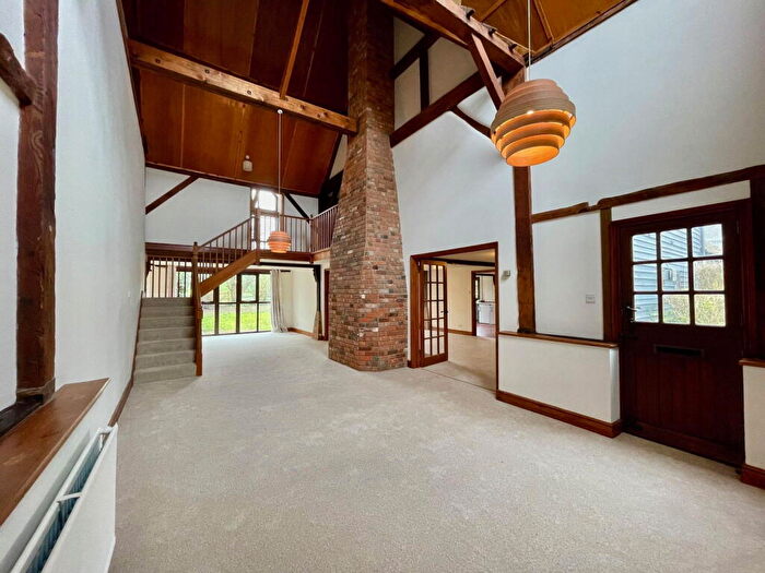 4 Bedroom Semi-Detached House To Rent In Newbury Road, Compton, Newbury, RG20