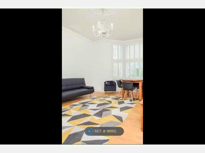 2 Bedroom Flat To Rent In Edith Road, London, W14