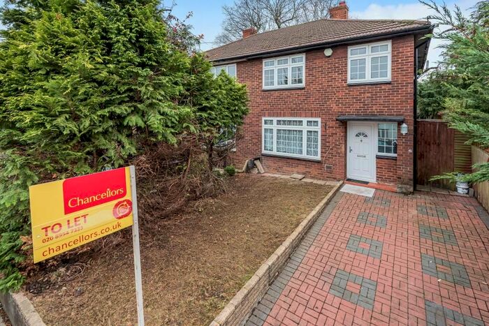 3 Bedroom Semi-Detached House To Rent In Fernside Avenue, Mill Hill NW7
