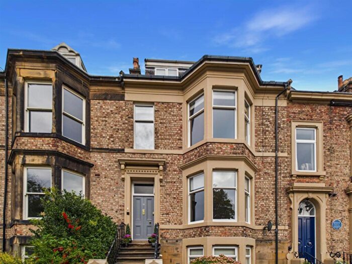 3 Bedroom Maisonette For Sale In Northumberland Terrace, Tynemouth, NE30