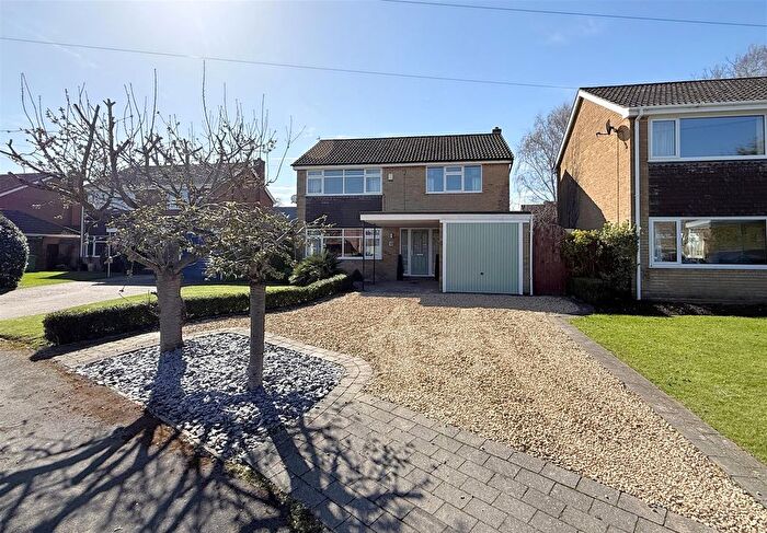 4 Bedroom Detached House For Sale In Park Road, Allington, NG32