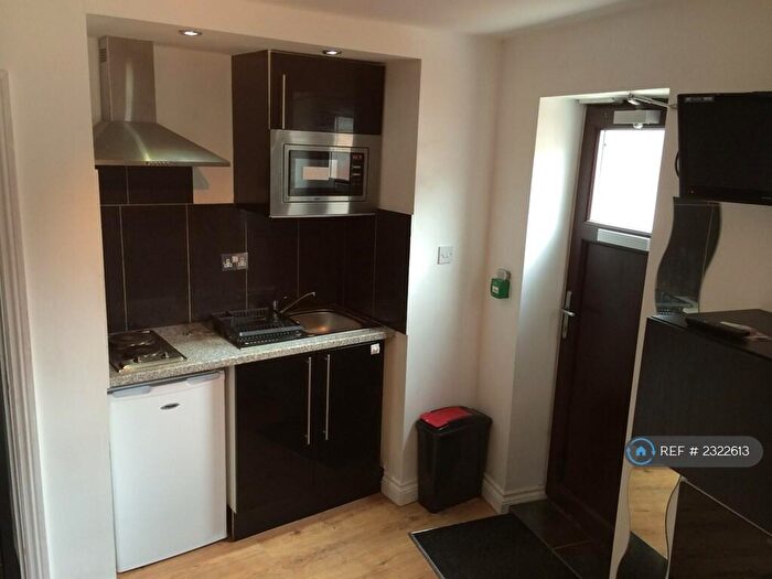 Studio To Rent In Coventry, Coventry, CV2