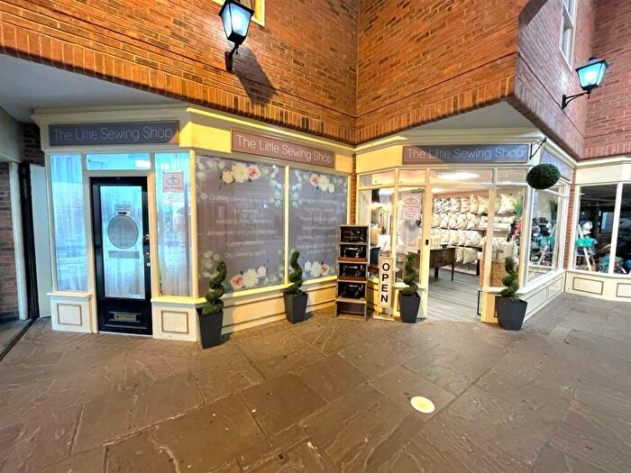 Shop To Rent In New Market Hall, Louth, LN11