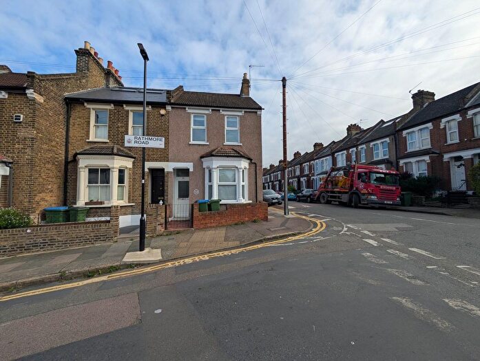 3 Bedroom Property To Rent In Rathmore Road, London, SE7