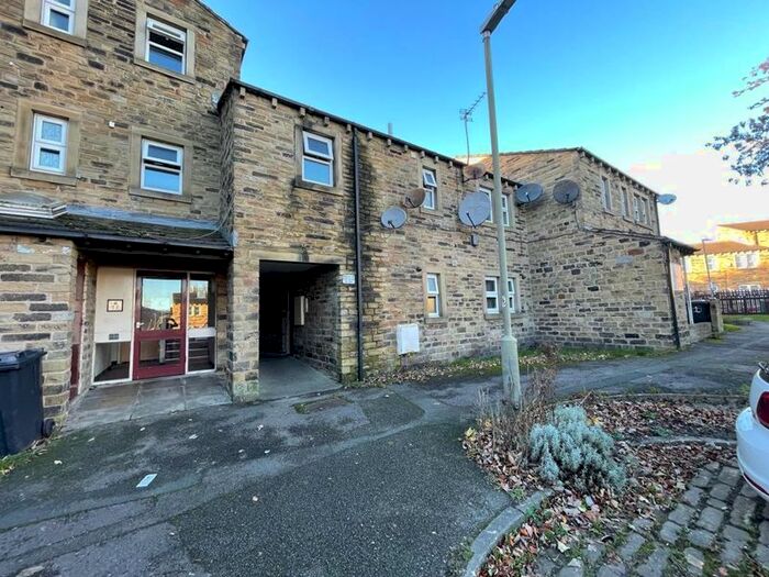 2 Bedroom Flat To Rent In Prospect Street, Huddersfield, HD1