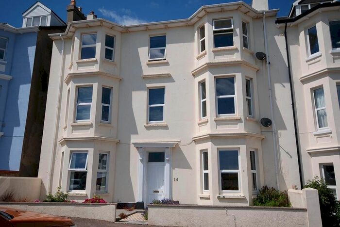 3 Bedroom Flat To Rent In Seafield Road, Seaton, Devon, EX12