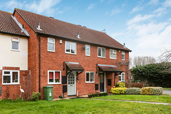 2 Bedroom Terraced House For Sale In Otters Reach, Oxford, OX1