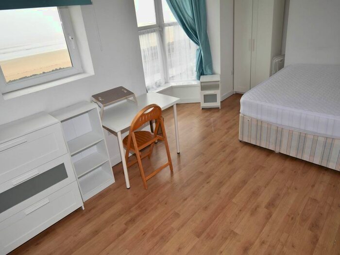 8 Bedroom Property To Rent In Oystermouth Road, City Centre, Swansea, SA1