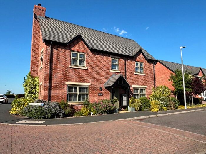 4 Bedroom Detached House For Sale In Walnut Walk, Lower Quinton, Stratford-upon-Avon, CV37