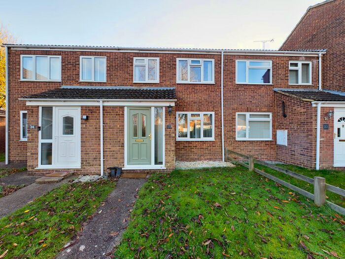3 Bedroom Terraced House To Rent In Littlewood, Stokenchurch, High Wycombe HP14