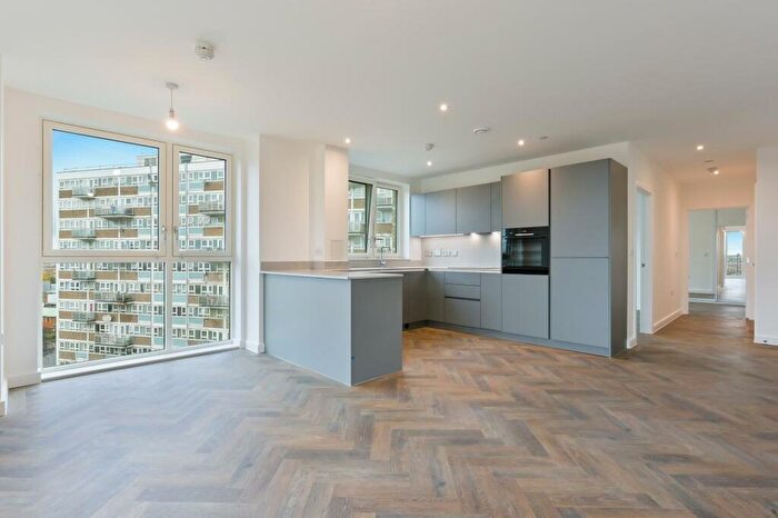 2 Bedroom Apartment To Rent In Orwell House, North West Quarter, Carlton Vale, NW6