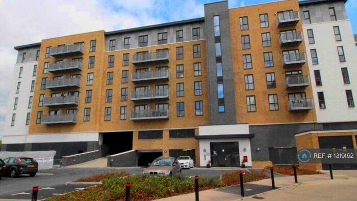2 Bedroom Flat To Rent In Hackney House, Belvedere, DA17