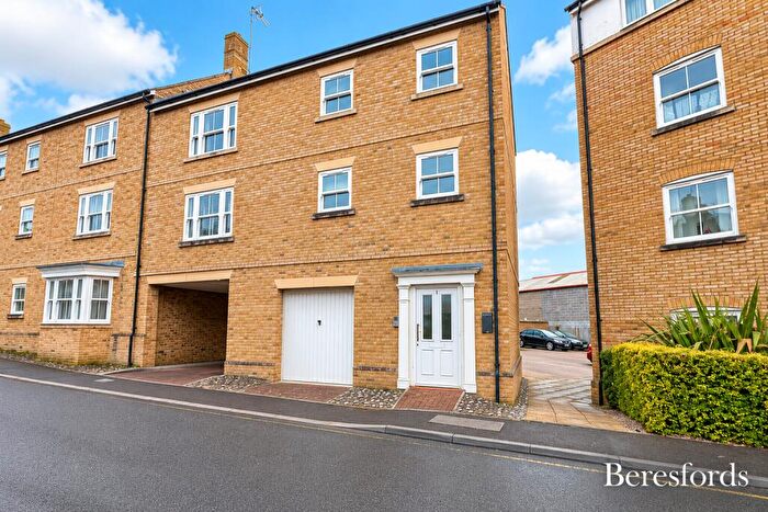 1 Bedroom Apartment To Rent In Wickham Crescent, CM7