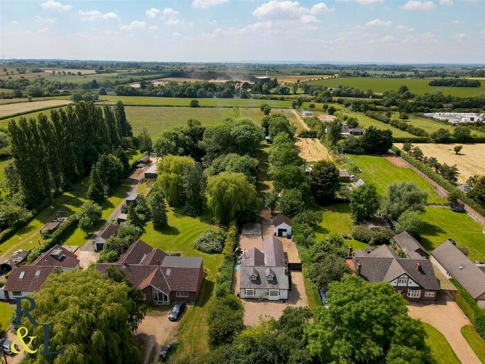 4 Bedroom Detached Bungalow For Sale In Melton Road, Hickling Pastures, Melton Mowbray, LE14
