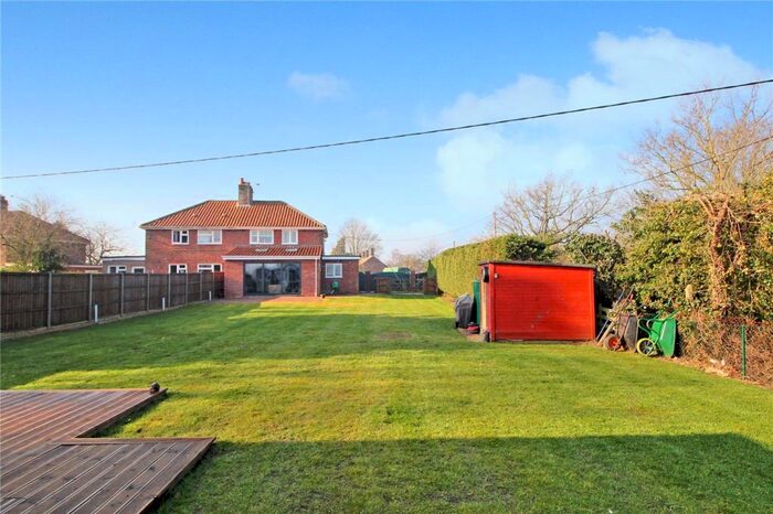 4 Bedroom Semi-Detached House For Sale In Howe Lane, Poringland, Norwich, Norfolk, NR14
