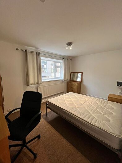 4 Bedroom Terraced House To Rent In Oxford Street, Swansea, SA1