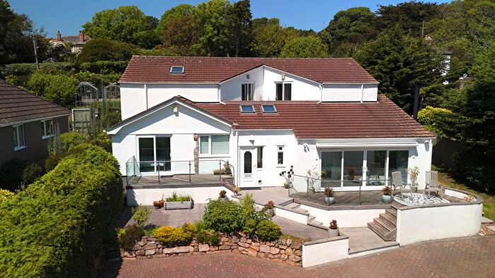 4 Bedroom Detached House For Sale In Treneere Lane, Heamoor, TR18