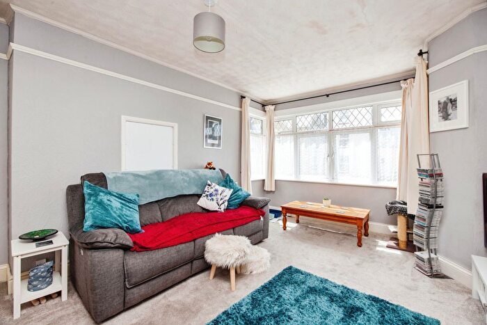 2 Bedroom Flat For Sale In Marcus Hill, Newquay, Cornwall, Cornwall, TR7