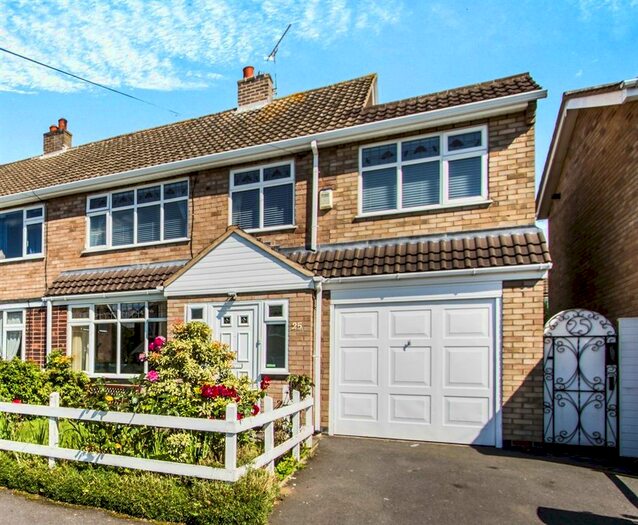 Houses for sale & to rent in CV13 0JG, Meadow Road, Barlestone