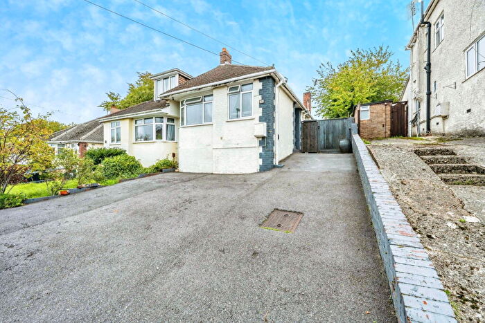 2 Bedroom Semi-Detached House For Sale In Gainsford Road, Southampton, SO19