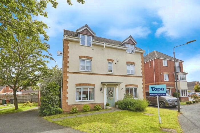 4 Bedroom Detached House For Sale In Churnet Road, Derby, DE65