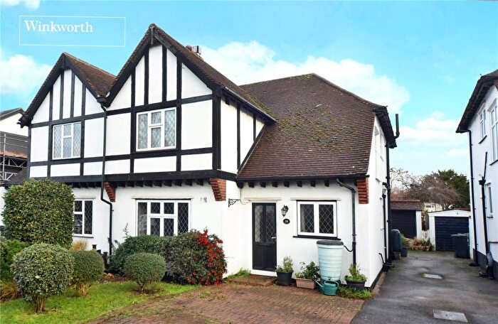 3 Bedroom Semi Detached House For Sale In Edenfield Gardens, Worcester Park, KT4