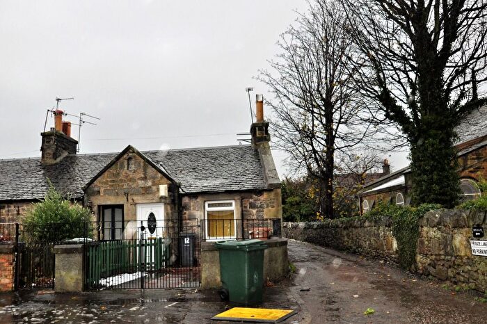 1 Bedroom Cottage To Rent In Ravenscroft Street, Gilmerton, Edinburgh, EH17