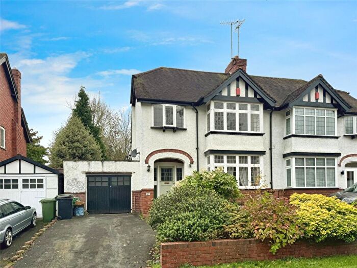3 Bedroom Semi-Detached House For Sale In Gervase Drive, Dudley, West Midlands, DY1