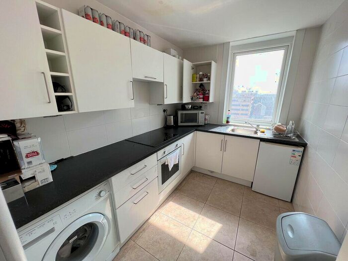 1 Bedroom Flat To Rent In Kings Road, Kings Road, Brighton, BN1