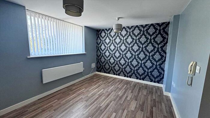 1 Bedroom Flat To Rent In Roughwood Drive, Kirkby, Liverpool, L33