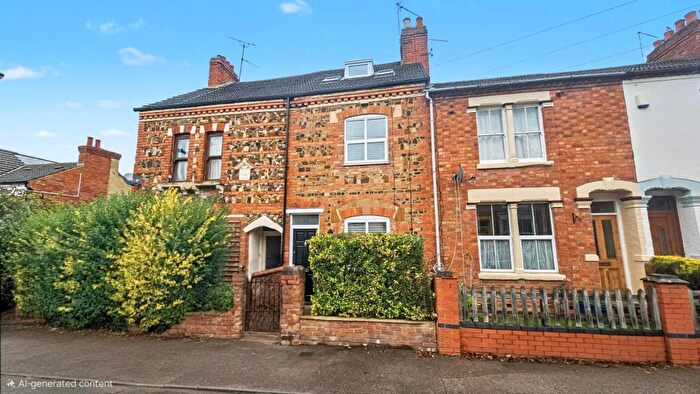 3 Bedroom Terraced House For Sale In Byron Street, Northampton, NN2