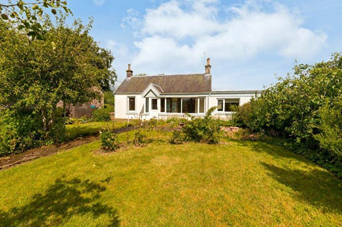 2 Bedroom Cottage For Sale In Sunnyside, South Back Road, Biggar, ML12