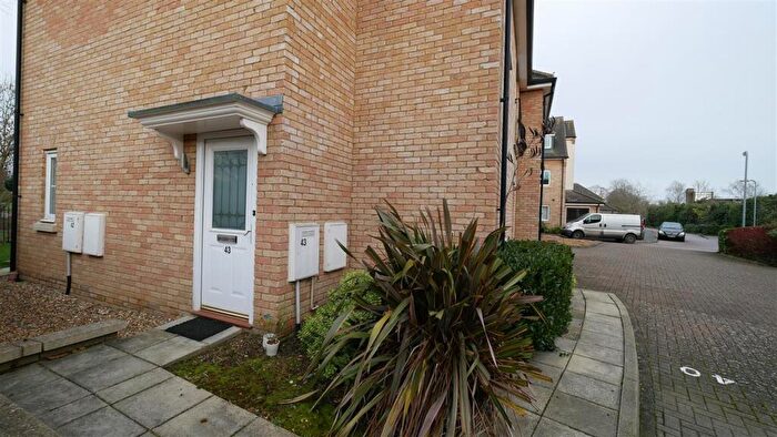 1 Bedroom Flat To Rent In Leas Close, St Ives, PE27