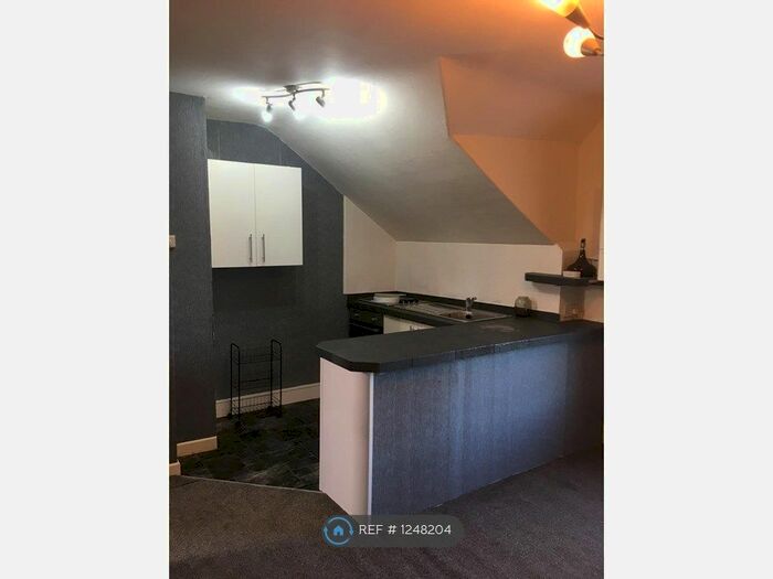 1 Bedroom Flat To Rent In Clarence Avenue, Knott End-On-Sea, Poulton-Le-Fylde FY6