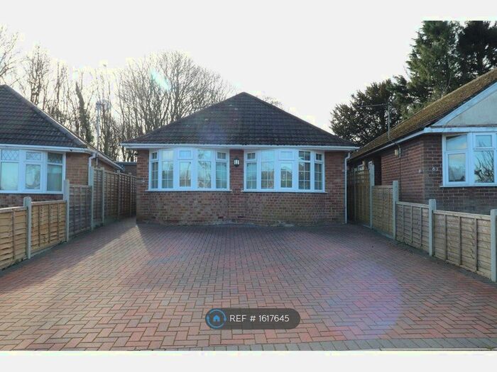3 Bedroom Bungalow To Rent In Woodland Avenue, Overstone, Northampton, NN6