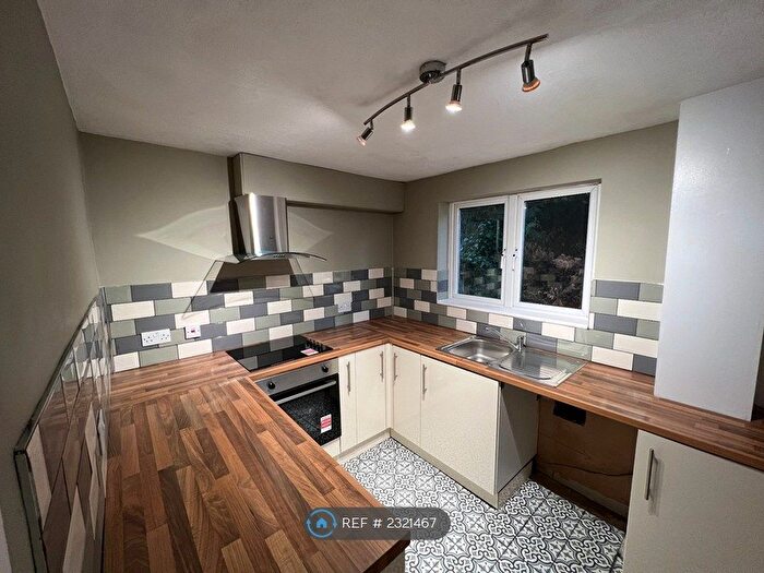 1 Bedroom Maisonette To Rent In Beatty Close, Daventry, NN11