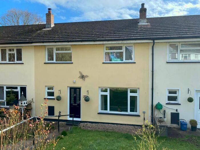 3 Bedroom Terraced House For Sale In Holmfield Drive, Llandogo, Monmouth, NP25