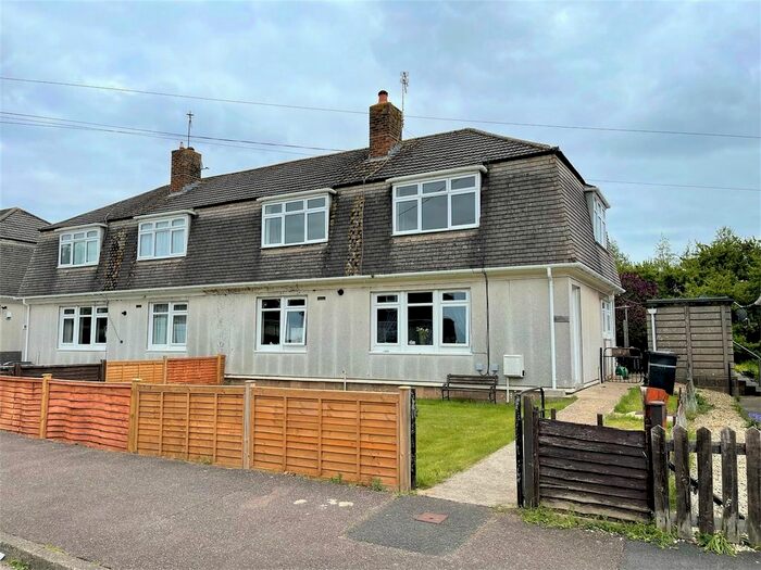 2 Bedroom Flat To Rent In Bagborough Road, Taunton, TA2