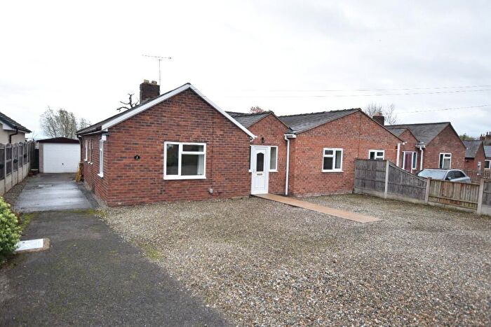 3 Bedroom Bungalow To Rent In Hugmore Lane, Llan Y Pwll, LL13