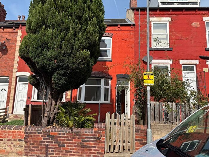 4 Bedroom Terraced House To Rent In Nowell Terrace, Leeds, LS9