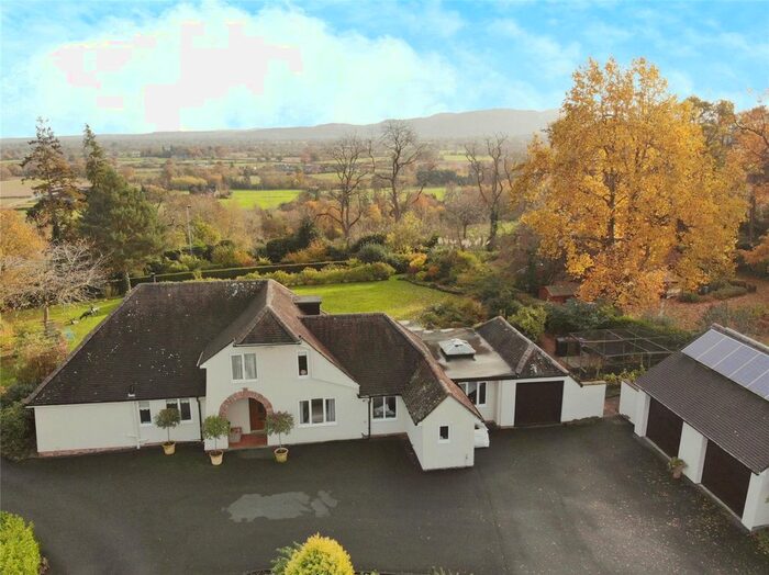 4 Bedroom Detached House For Sale In Pant, Oswestry, Shropshire, SY10