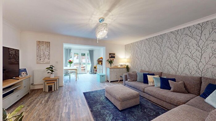 3 Bedroom End Terrace House For Sale In Coed Y Wenallt, Rhiwbina, Cardiff, CF14