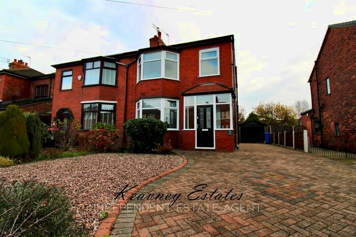 3 Bedroom Semi-Detached House To Rent In Warwick Road, Walkden, Manchester, M28