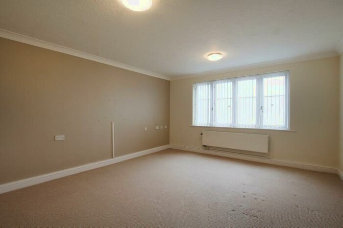 2 Bedroom Retirement Property For Sale In Forum Court, Lord Street, Southport, PR8