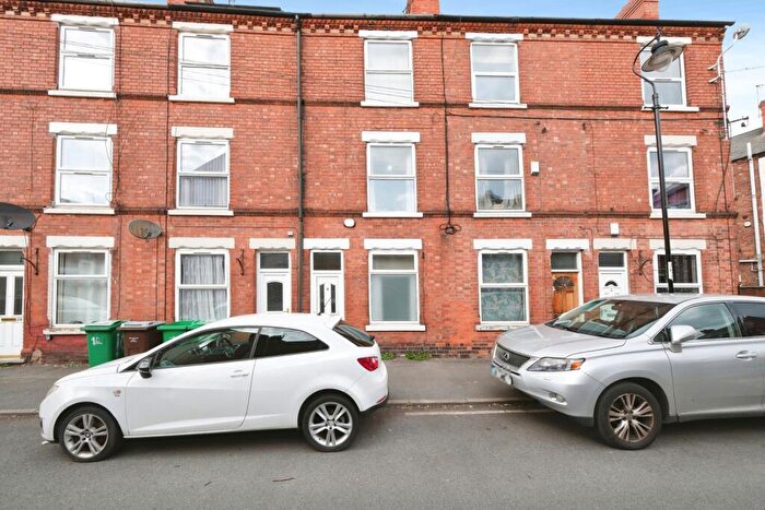 3 Bedroom Terraced House For Sale In Wilford Crescent West, Nottingham, Nottinghamshire, NG2