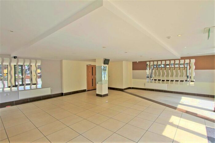 2 Bedroom Block Of Flats For Sale In East Croft House, Harrow, HA2