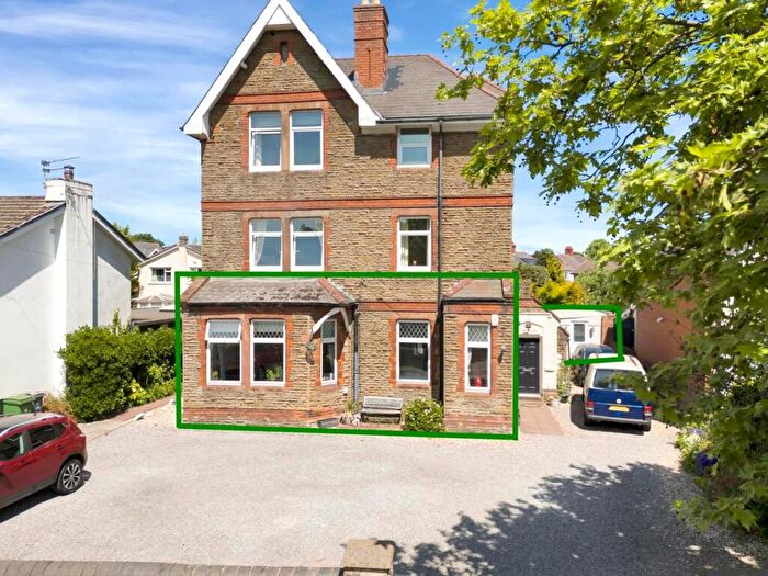 3 Bedroom Apartment For Sale In Wingfield Road, Whitchurch, Cardiff, South Glamorgan, CF14