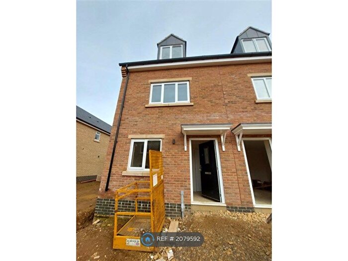 3 Bedroom Semi-Detached House To Rent In Poppies Road, Kettering, NN16