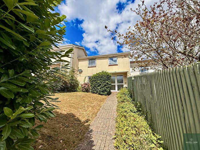 3 Bedroom Terraced House For Sale In Halwyn Place, Truro, TR1